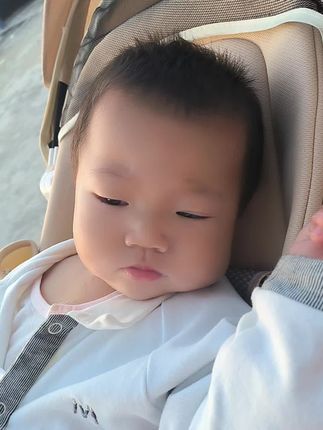 时间过得真快,我小宝八个半月了😚😚