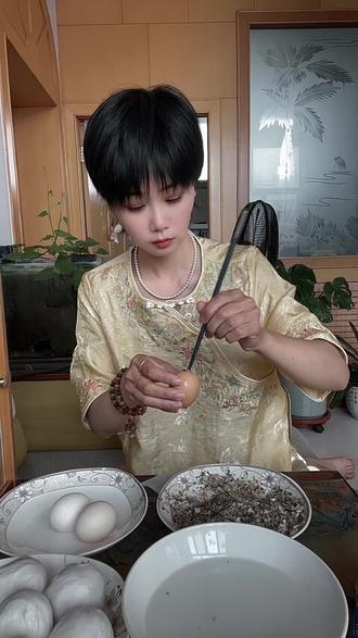 蛇皮烤鸡蛋又来了