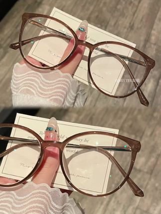 “松弛感”猫眼镜👓遮高颧骨太阳穴 谁能拒绝又可爱又甜酷的猫眼眼镜呢~对这种简约百搭的猫眼镜毫无抵抗力!给人眼前一亮的猫眼镜 颜值在线质感满满微微上扬的猫眼镜框~修饰脸型 没得说#近视眼镜 #眼镜框推荐#素颜神器#高颜值眼镜#防蓝光眼镜