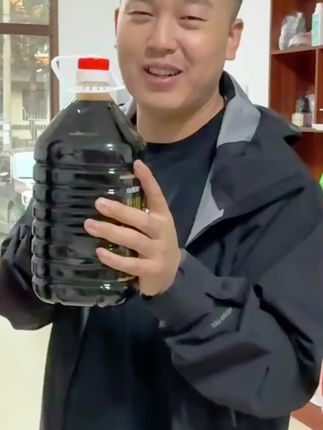 山西纯粮醋,浩弟自己的醋,怎么吃都香! #浩弟爱生活 #醋