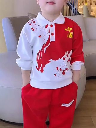 马上国庆节了给孩子准备一套国潮套装个,阳光又帅气。#爱了爱了#萌娃穿搭 #潮酷穿搭
