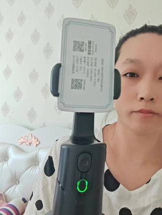 我是磕巴,老板不让说话