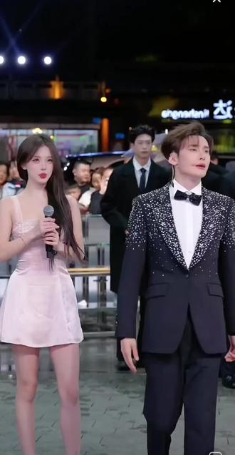 龙浩天直播回放3.27号(中)
#龙浩天 #龙浩天妹妹 #AI瑶瑶
#龙浩天户外直播 #龙浩天团队