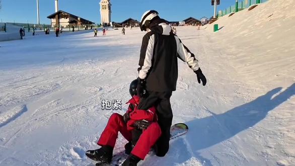 #云熠 #郝熠然 #云旗 #滑雪vlog 保存下来慢慢看😍😍