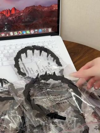 秋天的搭配少不了一个小香风高颅顶发箍,气质百搭时尚,出门通勤就选它 #发箍这样戴好美 #高颅顶发箍 #头饰发饰 #高颅顶显脸小发箍