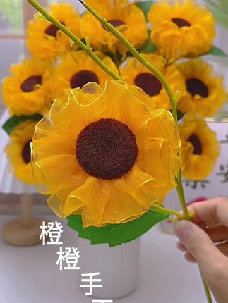 心向阳,花自开,人向善,清风来,愿我们都如向日葵一般,永远向着太阳向着光#花语人间#治愈系#向日葵花海 #向日葵花束#做自己的太阳