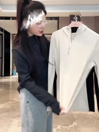 加绒加厚半拉链保暖打底衫#加绒保暖 #半拉链卫衣 #打底衫 #秋冬穿搭 #内搭外穿都好看 秋冬季加绒半拉链内搭绒衫显瘦半高领保暖打底衫上衣女加绒长袖
