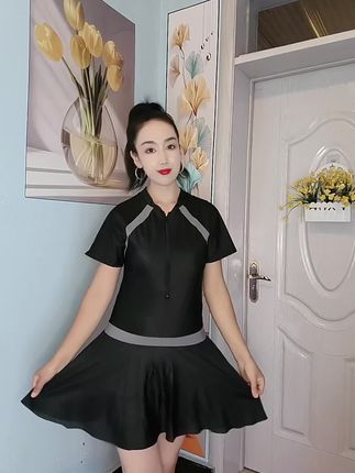 #谁穿谁好看 #好货推荐 #我要上热们 #游泳裙推荐 #