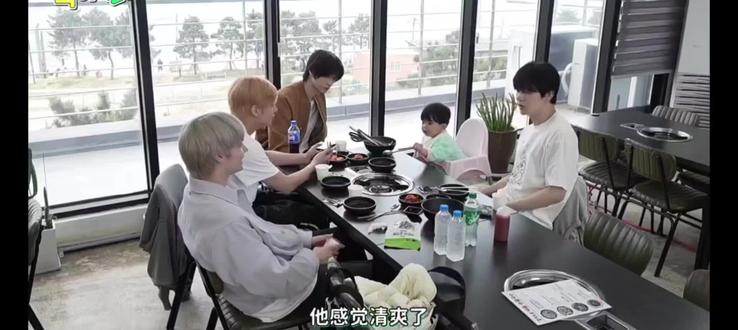 可以不结婚就拥有一个yoojun嘛#txt