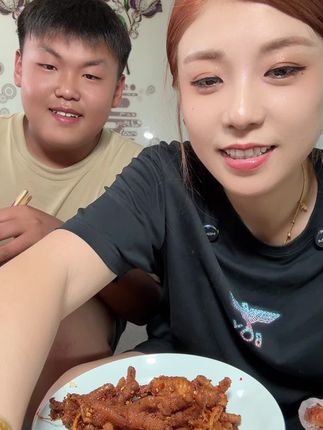 佤味鸡爪干香麻辣我馋了呜呜呜