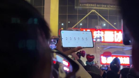 视频拍摄于2025年1月1日 距离2026年跨年还有12天 我们总以为人生无限漫长 可一转眼又是一年#跨年 #时间