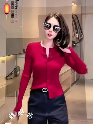 #美搭尽显女神范 #优雅气质 休闲显瘦上衣#优雅气质 #减龄显瘦穿搭 #@抖加🔥上热门🔥dou+🔥热点宝