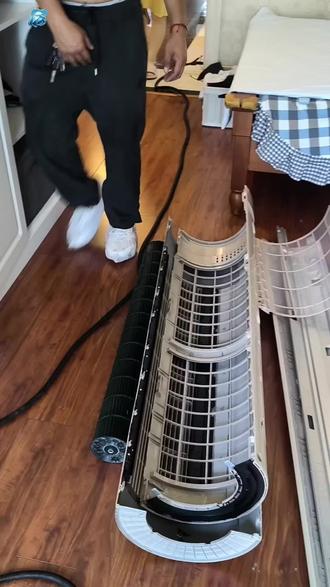 十堰市闪耀管家,家电清洗维修服务。专业格力圆柱空调全拆深度清洗#现场实拍#专业的事交给专业的人