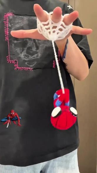 男朋友说能玩一整天哈哈哈 #蜘蛛侠 #手工diy #针织玩偶#好物推荐🔥