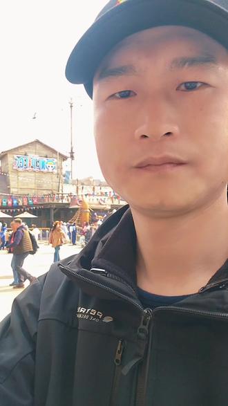 #北京环球影城🌏 最近北京环球影城有很多大动作,未来水世界漂流者小馆改造成海贼王主题餐厅。变形金刚区和功夫熊猫区之间有一个原神主题互动区,原来的 81 号公馆。好莱坞去改造了一个长安三万里主题餐厅!以上,有个活动需要预约,不明白的可以点击我的主页,或者写在评论区!#北京环球影城小管家多少钱
#北京环球影城
#原神cos
#北京环球海贼王