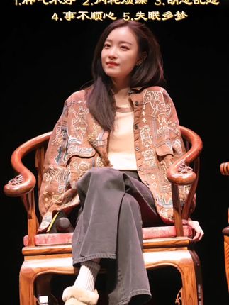 放下过去让心归零,做个情绪稳定的女子,心烦时不要随意发脾气,不妨试一试把心静下来!#修心修行 #静心修心悟道才能更好提升自己 #心静能愈三千疾