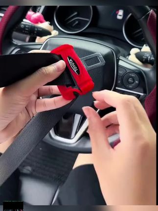 丰田卡扣套凯美瑞安全带保护套亚洲龙威兰达卡罗拉荣放防撞套#保护套#安全带保护套#安全带保护套推荐#卡扣保护套#汽车安全带保护套