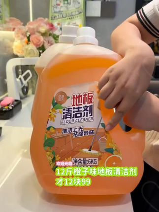 熬过了带娃的苦,又迎来了教育的难。现在才发现,生孩子虽然痛,养孩子虽然累,但最难的还是教育。管的严了,怕给孩子留下阴影,太娇惯了,孩子真的会上天。本以为孩子越大越懂事,谁知越大越调皮。生养容易,教育真的好难,打骂时发疯过后的心疼,一路走来,跌跌撞撞,我没有被生活打败,却败给了身上掉下的肉。#教育#生活#母亲