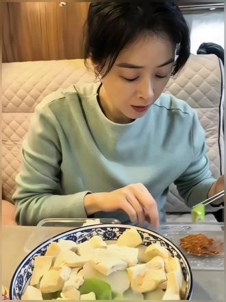 #万能蘸料 被蒋欣种草的干蘸料绝绝子!!干净食材搭配上好吃饱腹又低脂!!万物都可蘸!真的蘸啥都好吃!!!管理期的姐妹码住了!水煮菜+蘸料超绝!!#蘸料 #蒋欣同款 #管理期的姐妹 #水煮菜蘸料