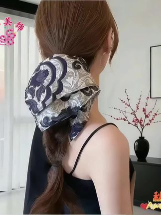这款印花大肠发圈花纹精致,扎马尾超有气质,洋气又高级,妥妥百搭神器#发圈头绳 #大肠发圈 #仙女必备 #秋冬发饰 #头饰