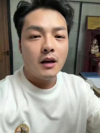 生活故事#解决了两件大事#好物推荐🔥 #挂壁式牙杯置物架@DOU+上热门