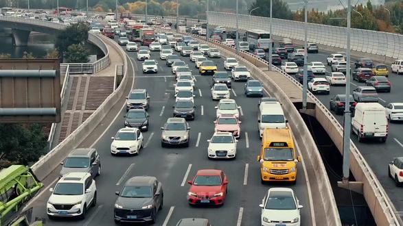 山河时光璀璨张垣千灯会刚刚上线了一波春节特惠票!超多好玩的项目畅玩!刷到赶紧囤!#亲子游玩好去处#遛娃好去处#周末去哪玩#旅行推荐官#假期游玩