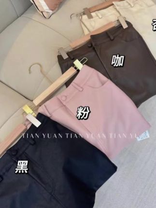 秋日的时髦感是皮裙给的!#我的ootd穿搭 #小个子显高显瘦穿搭 #皮裙搭配 #通勤穿搭如何摆脱土气感 #通勤搭配