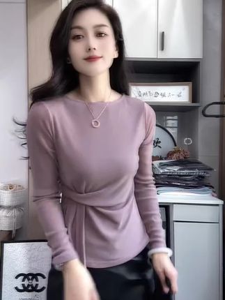 乐观和爱才是生活的解药永远积极向上永远自信阳光享受当下才是最好的生活方式。#穿搭 #气质穿搭