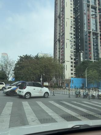 今天依旧还是封锁状态