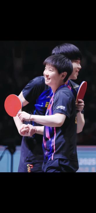 莎头组合险胜港队内幕#体育#国乒#莎头