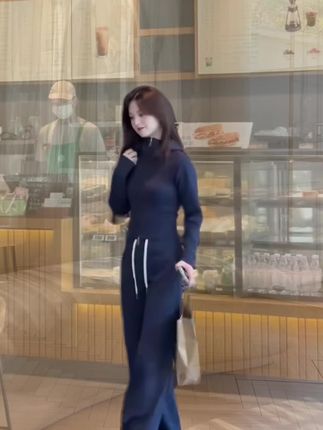 潮流休闲时尚套装女秋季简约收腰修身连帽卫衣阔腿裤#时尚套装 #休闲套装#秋季穿搭