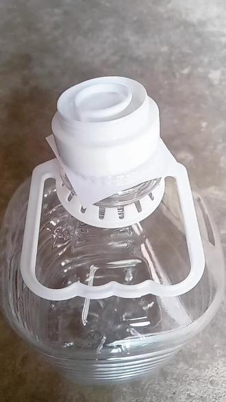 给大家看下我们家的装油瓶#