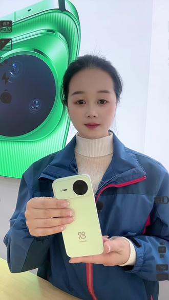 华为#鸿蒙手机技巧#nova15系列魔法移图快去试试吧!非常好玩噢