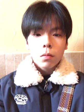 我的妈这谁的遗照好漂亮 哇好肥的猪屁股
#毛毛子