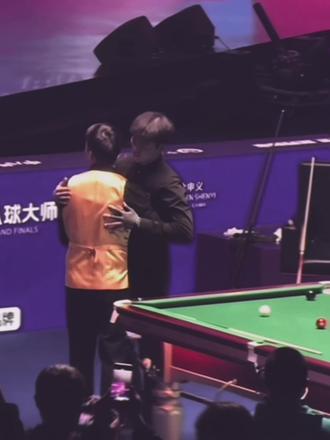 不是千年老二 而是迟早的冠军 恭喜沈申义获得本次乔氏500万总决赛亚军 #沈申义 #亚军 #台球