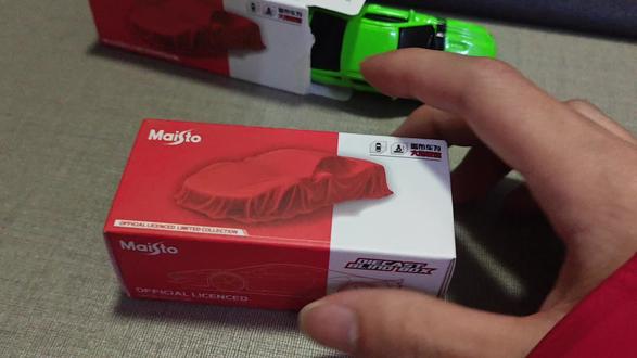 9块9一个赵一鸣法拉利盲盒,出了个小隐藏!#法拉利#盲盒#Maisto