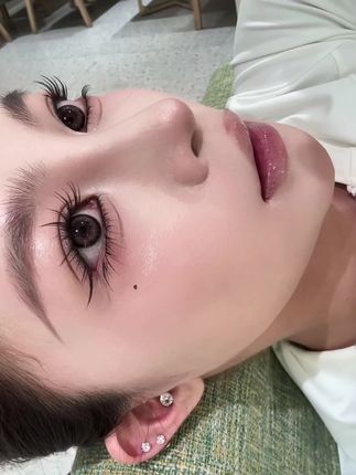 今天的妆容是这样~#化妆 #睫毛