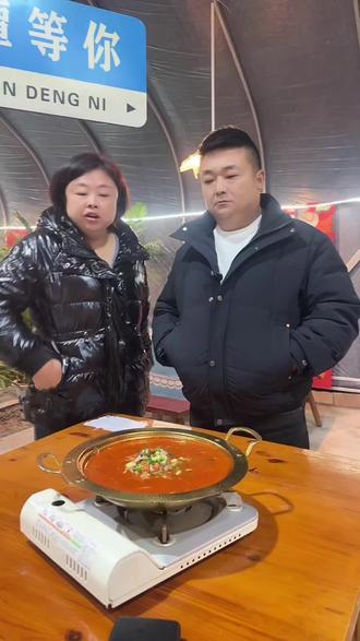 这个石潭的美女真热情#和肖战一起马年向更高