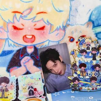 虽然在视频里已经说了很多遍生日快乐了
但还是想说 祝你生日快乐 年年快乐
(猜猜主包到底说了多少遍生日快乐)#王安宇#周边开箱#王安宇生日快乐#萌物