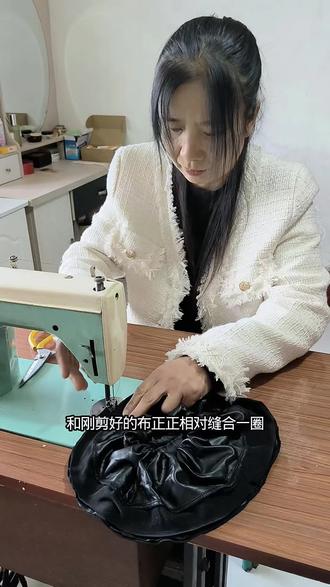 用不穿的裤子做个电动车坐垫#记录真实生活 #缝纫日常 #生活小妙招 #原创视频