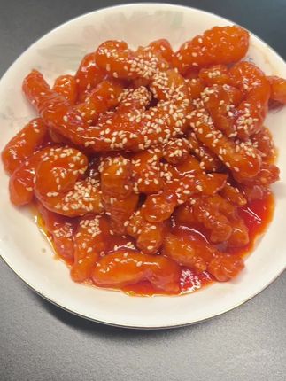 糖醋里脊酸酸甜甜很好吃,不会做的赶紧入手吧!#糖醋里脊#谷言糖醋里脊 #预制菜 #家常菜 #美食