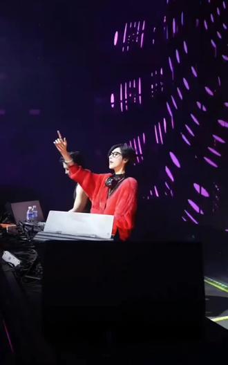 中国又酷又飒女DJ你会想到谁?