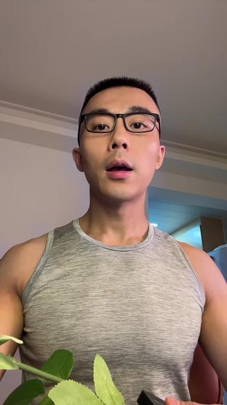 🌈如何正确爱一个男人 怎么正确爱一个男人?
#用男性思维谈恋爱 #爱情
#通讯录好友 #如何爱一个人