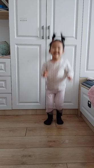 #一起跳 一起呐喊苍天大地#乱舞宝宝