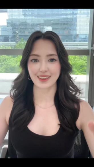 第一集:谁懂啊,King of Pop归来! 迈克真的“回来”了,我直接看哭~
你知道这部电影Michael 2026吗?
看过了吗?喜不喜欢?
#迈克尔杰克逊 #Michael #Michael电影 #一起看看吧 #中乌混血