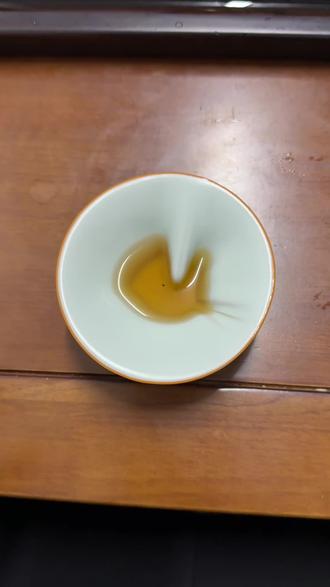 新做的扁桃体杯终于做好啦!#马 #茶具 #召唤茶友 #杯子 (其实是小马)