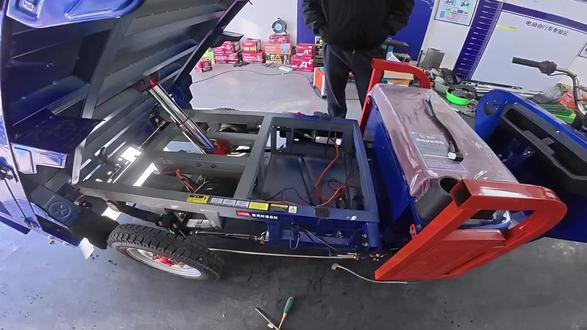 #新车配二手锂电 绝配 西旗雅迪车行