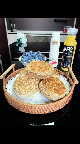 今日份厨房日记~麻酱烧饼#麻酱烧饼做法