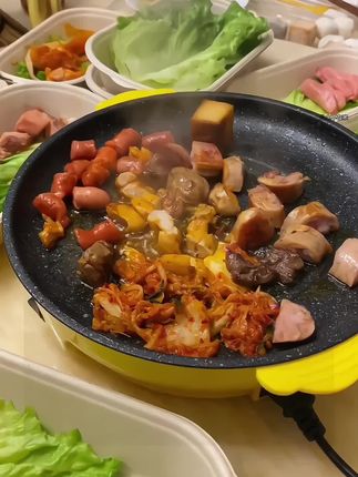 #电烤盘 #电烤盘烤肉 #在家烧烤#自己动手丰衣足食 #好物推荐🔥 @DOU+小助手 @巨量引擎小助手