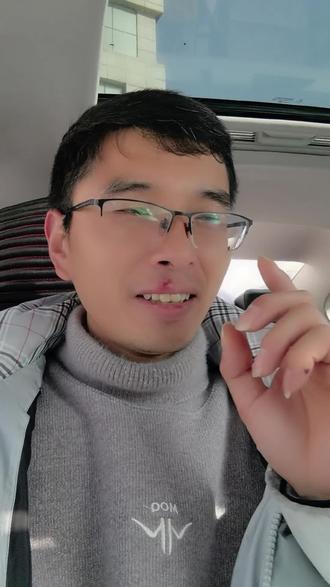 快过年了,来一起玩个属相接龙游戏。我先来,我是被唐僧骑的那个!哈哈😃#日常唠嗑 #哈哈哈哈哈哈我要笑死了 #生肖文化 #过年 #日常vlog @DUO+上热门